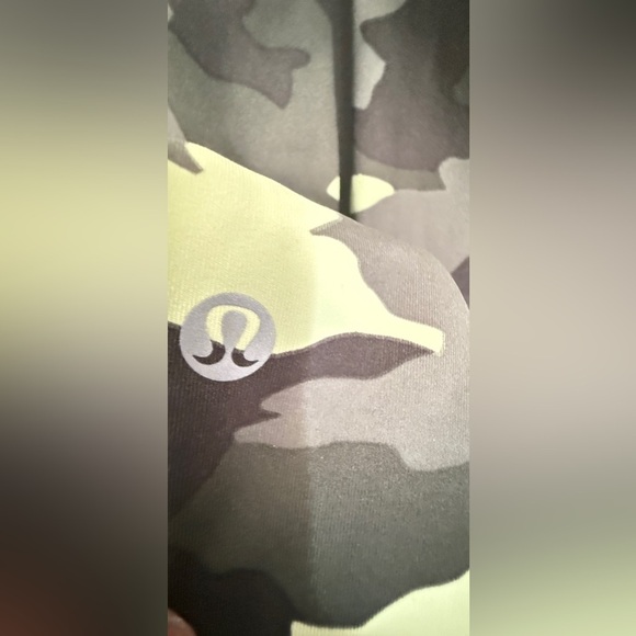 Lululemon Swiftly Speed High-Waisted Leggings - Hertiage Camo - Picture 4 of 5